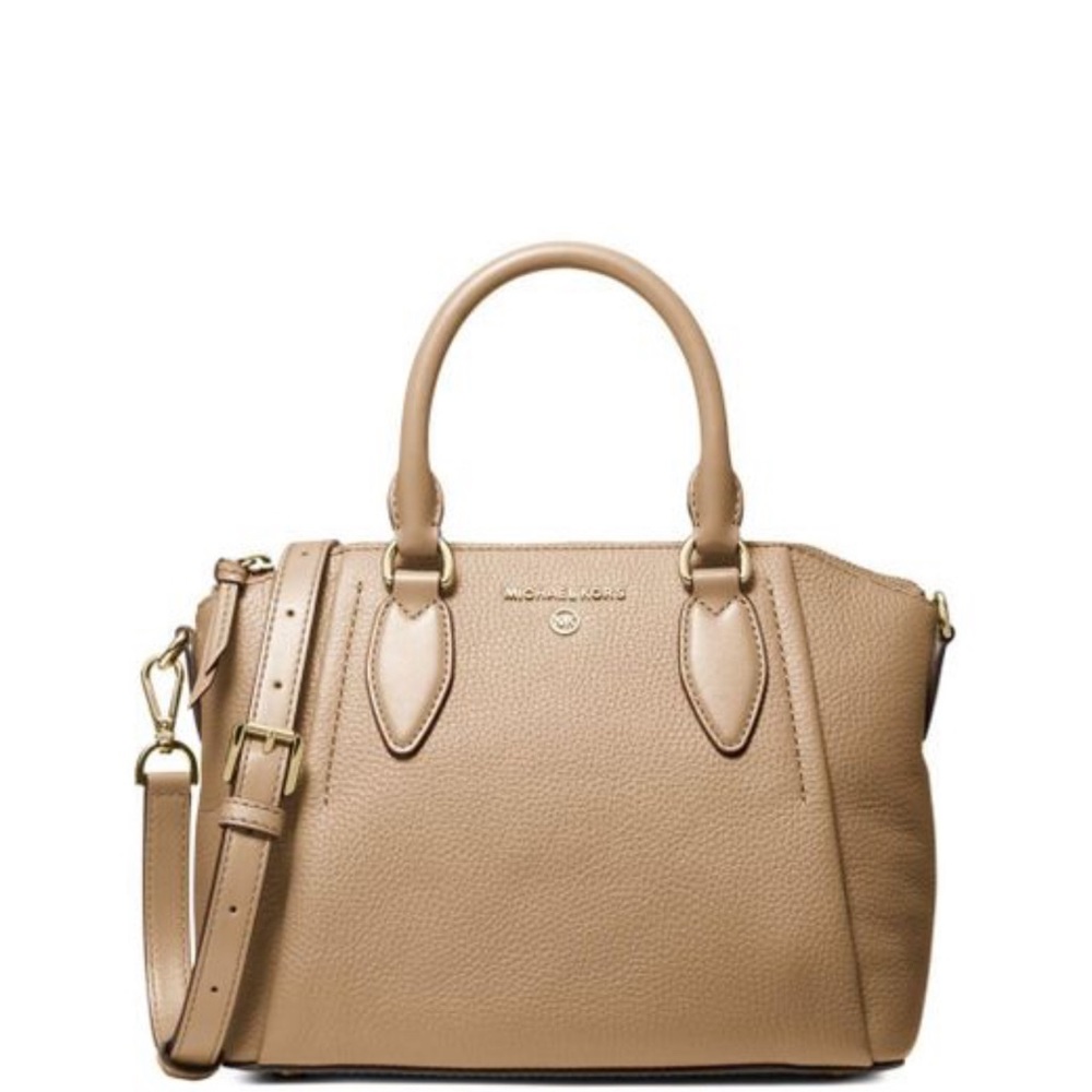100% Authentic‼️Michael Kors Sienna medium messenger purse camel